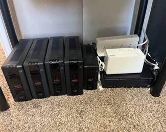 battery backup power supplies 