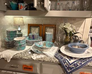 222 Fifth Adelaide dishware