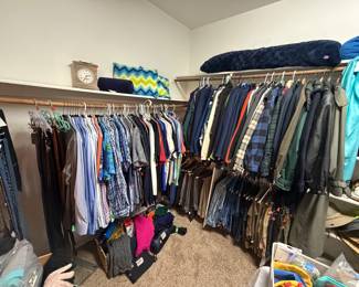 Men’s clothes, Large-slacks, cargo shorts, jeans, sweaters, button downs, sweatshirts, coats, windbreakers. Ralph Lauren, Tommy Hilfiger 