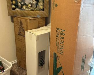 Multiple Christmas trees! Five of various sizes and types