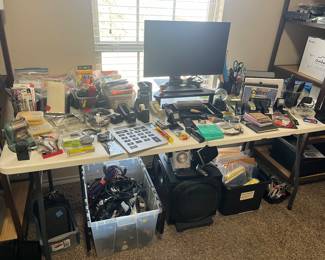 office supplies, hdmi and usb cords, computer monitor 
