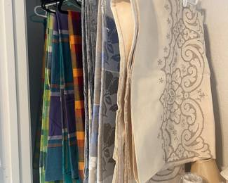 cotton and linen tablecloths