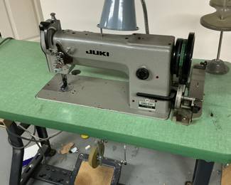 Commercial sewing machine