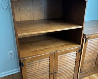 Ethan Allen Nutmeg Heirloom Cabinet/Entertainment Center