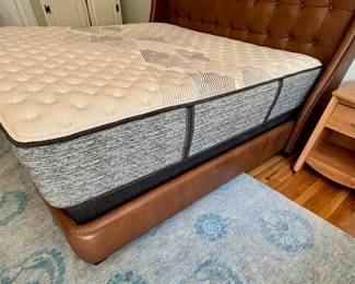 COCOCO Home - Custom KING - Morrison King Bed
Florence Lorenzo
https://cococohome.com
**Comes with Beautyrest Harmony Lux Top Mattress/Boxspring, but you are not obligated to take the mattress/boxspring**