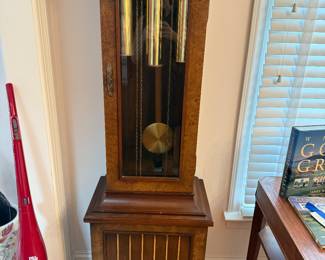Barwick Grandfather Clock by Howard Miller working condition