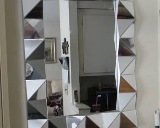 Geometric mirror