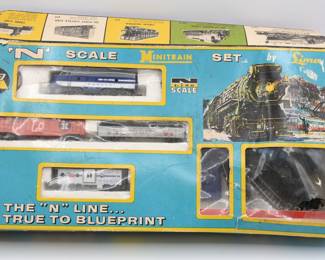 N scale train set