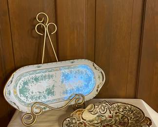 HEREND PORCELAIN TRAY, HEREND HAND PAINTED SHELL SHAPED DISH