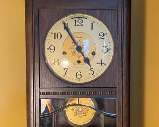 ANTIQUE LINDEN PENDULUM WALL CLOCK