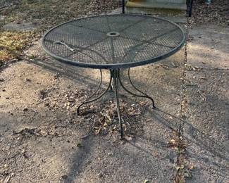 METAL PATIO TABLE
