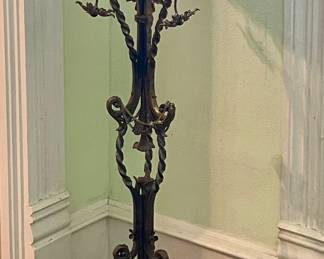VICTORIAN WROUGHT IRON PLANT STAND