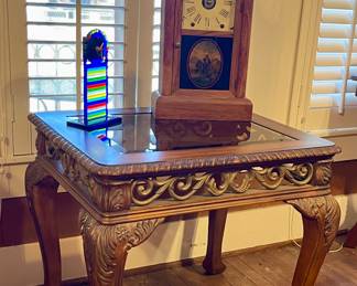 GLASS TOP END TABLE, ART GLASS CLOCK, WOOD SETH THOMAS MANTLE CLOCK