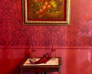ANTIQUE MAHOGANY MARBLE TOP ACCENT TABLE, DUNCAN MILLER 1930’S ART DECO RED GLASS HORN OF PLENTY