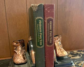 BRONZED BABY SHOE BOOKENDS, ANDERSEN & GRIMM FAIRY TALE BOOKS