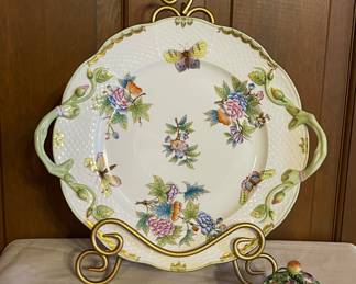 HEREND QUEEN VICTORIA HANDLED PLATTER, HEREND PORCELAIN TRINKET BOX, HEREND MINIATURE FLORAL BASKET