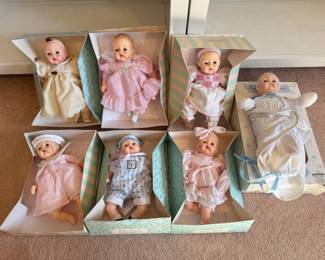 Set of 7 Madame Alexander 12" Baby Dolls – Huggums Series w/ Boxes