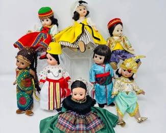 Madame Alexander “Around the World” Dolls w/ Boxes – Set #4