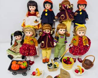 Pumpkin Spice & Everything Nice – Madame Alexander Fall Doll Set
