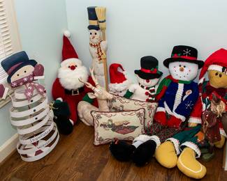 1244 Christmas Lot 75.00
