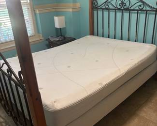 Queen size Sleep Number bed