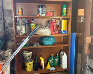 Lawn & garden supplies