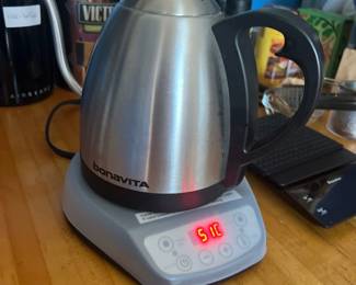 Bonavita electric kettle