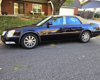2008 Cadillac DTS – 58K Miles – One Owner – Carriage Top Luxury Package – Great Condition - Full Carfax Report
