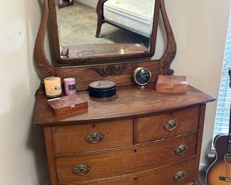 Antique Dresser with Mirror
Excellent condition!
42” across x 19” deep x 34” to top of dresser, 67” to top of mirror 
Must be able to move and load yourself.