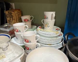 Dish set