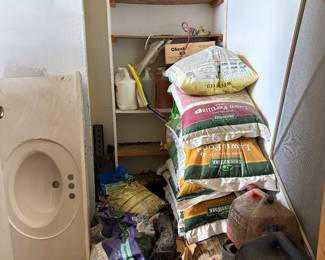 Fertilizer, weed and feed