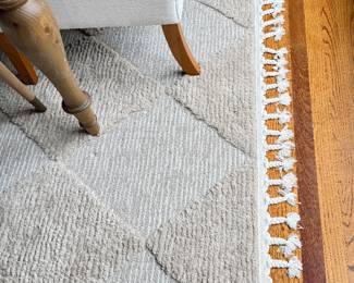Buy it Now: $450.00 Donna Melissa (Made in Turkey) Area Rug in Beige and Ivory 8' 10" x 12' In very good to excellent condition