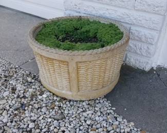 Concrete "basket" planter