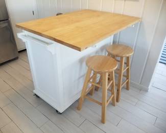 Rolling kitchen cart; bar stools