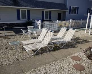 Brown Jordan lounge chaises; patio dining set seats 4