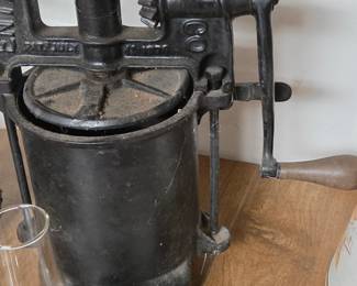 Berry press or sausage stuffer