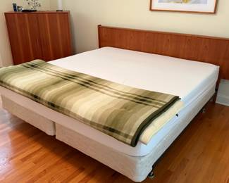 Mid Century Modern Bed/Headboard