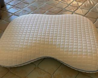 therapeutic foam pillow 