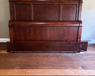 King Sleigh Bed
