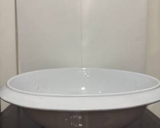 Vintage / Antique Cream/Whiteware