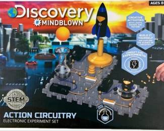 NEW! Discovery Action Circuitry Electronic Experiment Kit