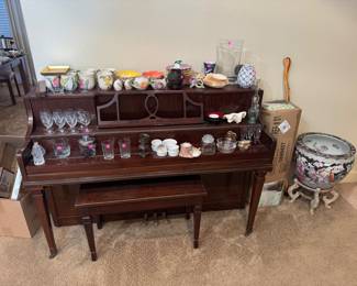 Old non working Spinet Piano