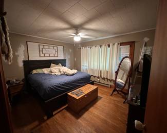 Queen Bed