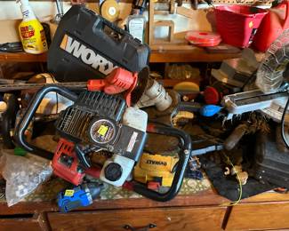 DeWalt Hardware, Gas-Powered Hardware