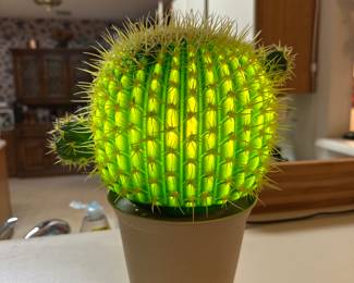 Vintage cactus touch lamp