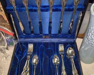 Silverplate flatware