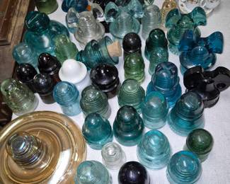 Large selection of glass insulators