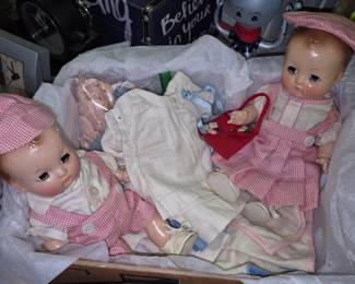 Vintage dolls. 9" Effanbee Twins w/ extra clothes