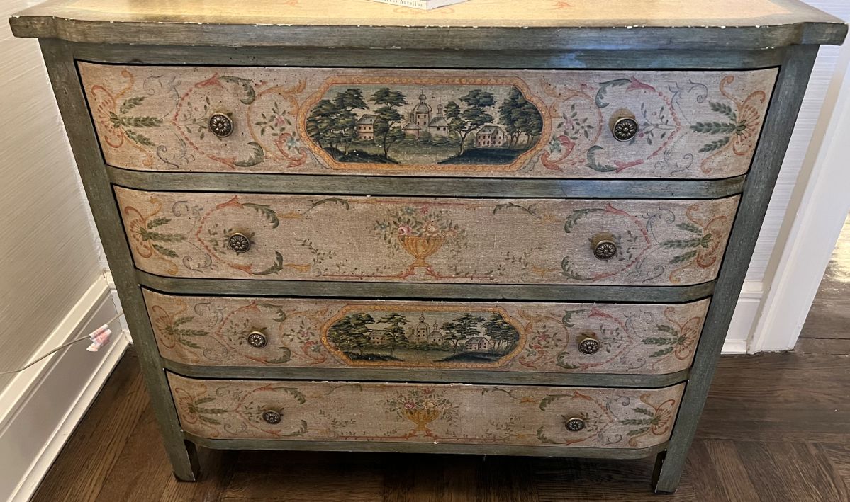 105. Painted 4 Drawer Chest (24" x 16" x 29")