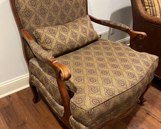 53. Ethan Allen Fauteuil Chair (32" x 27" x 39")